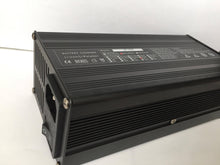 Charger l'image dans la visionneuse de la galerie, Chargeur rapide Dualtron - 67,2V 5A - PIE TECHNOLOGIE